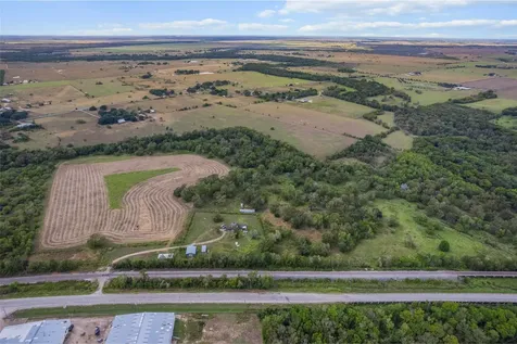 8321 Us-59 Hungerford TX 77448