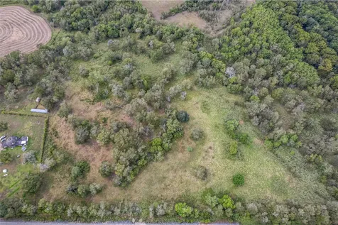 8321 Us-59 Hungerford TX 77448