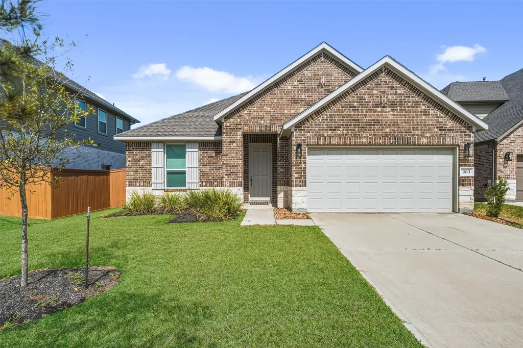 1613 Sunbend Lane Katy TX 77493