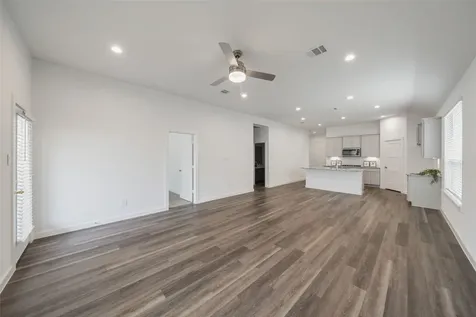 1613 Sunbend Lane Katy TX 77493