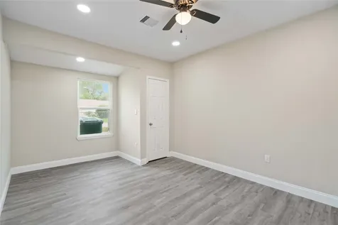 9409 Fairland Drive Houston TX 77051