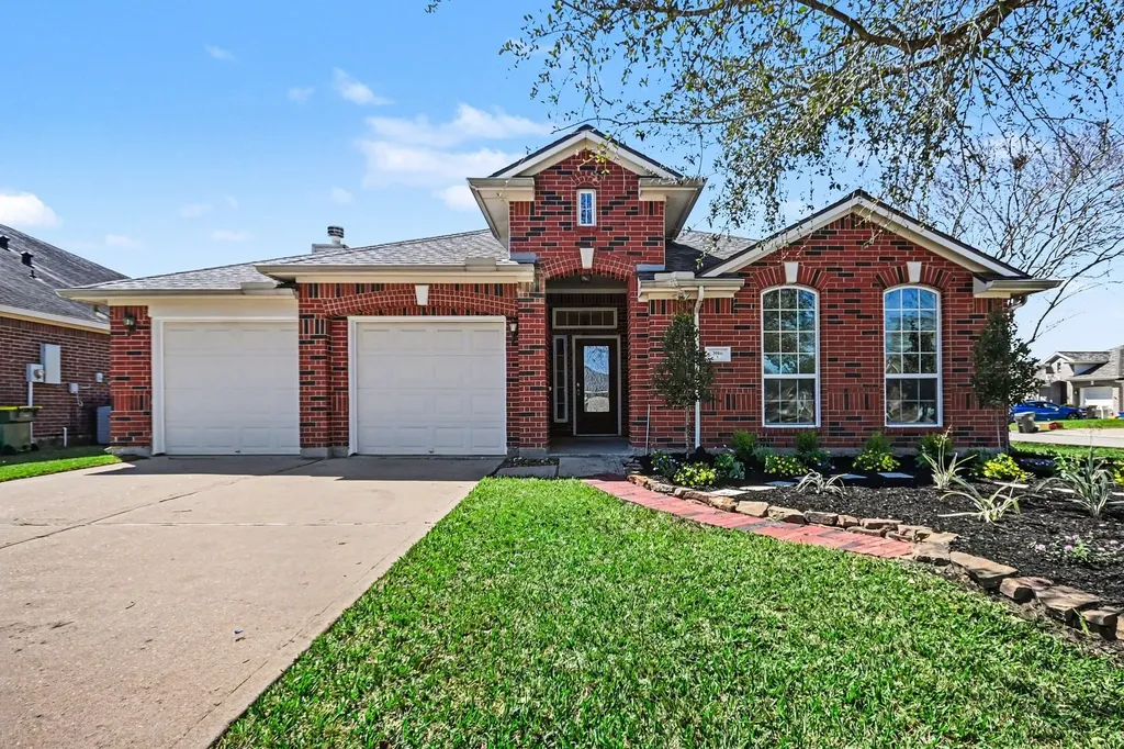 2980 Sandy Bank Court Pearland TX 77581