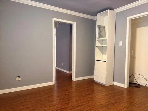 6835 Queensclub Houston TX 77069