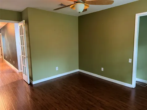 6835 Queensclub Houston TX 77069