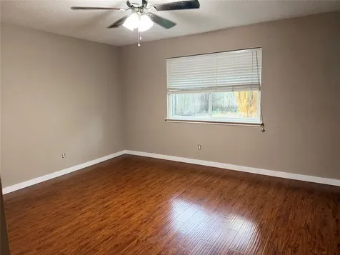 6835 Queensclub Houston TX 77069