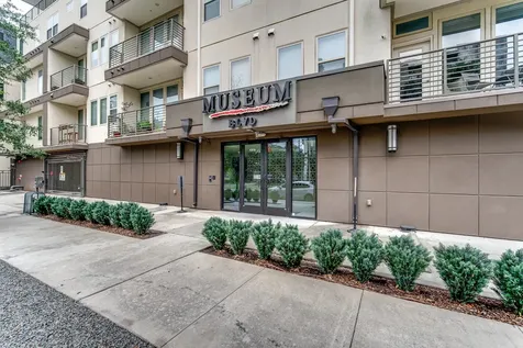 4819 Caroline Street 308 Houston TX 77004