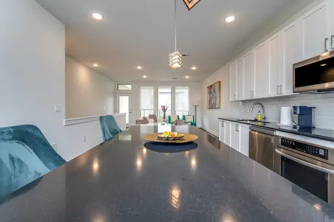 4819 Caroline Street 308 Houston TX 77004
