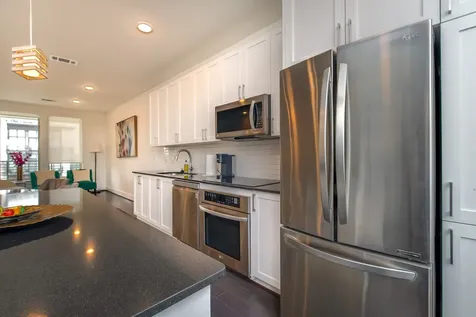 4819 Caroline Street 308 Houston TX 77004