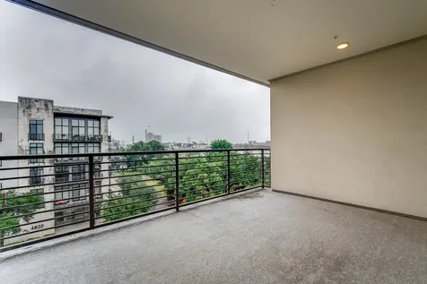 4819 Caroline Street 308 Houston TX 77004