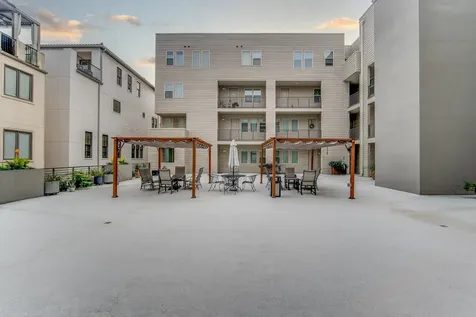 4819 Caroline Street 308 Houston TX 77004