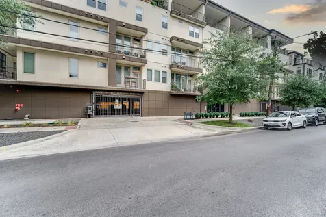 4819 Caroline Street 308 Houston TX 77004