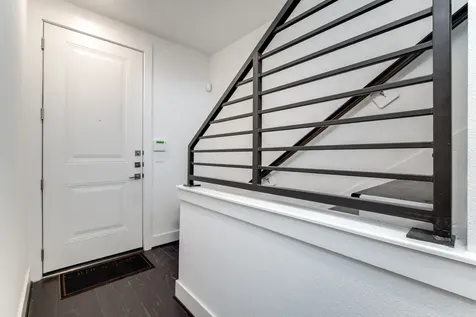 4819 Caroline Street 308 Houston TX 77004