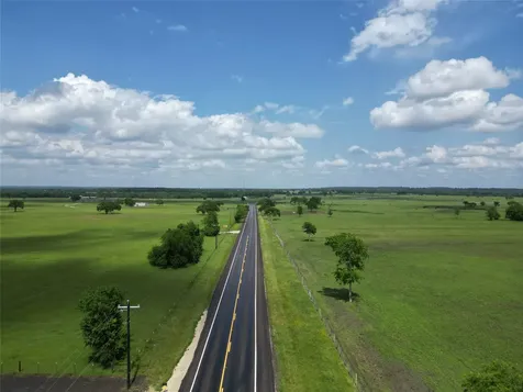 13.85 +/- Acres Highway 30 Bedias TX 77831