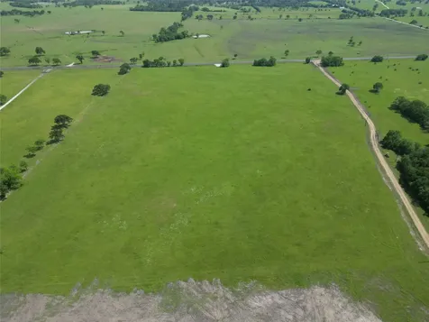 13.85 +/- Acres Highway 30 Bedias TX 77831