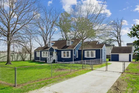 801 Woodcrest Drive Houston TX 77018
