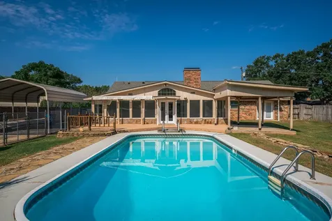1304 Steve Street White Oak TX 75693