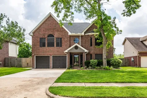 1015 Highlands Woods Drive Highlands TX 77562