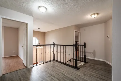 1015 Highlands Woods Drive Highlands TX 77562