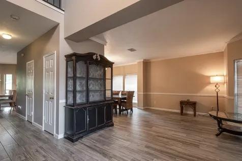 1015 Highlands Woods Drive Highlands TX 77562