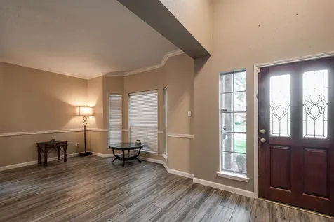 1015 Highlands Woods Drive Highlands TX 77562