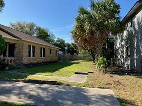 1723 M 1/2 Avenue Galveston TX 77550