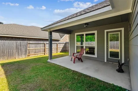14364 N Summerchase Circle Willis TX 77318