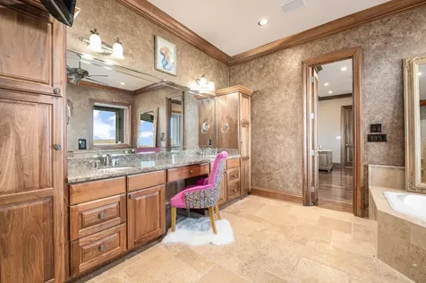 1239 Lagoon Drive Crystal Beach TX 77650