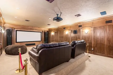 1239 Lagoon Drive Crystal Beach TX 77650
