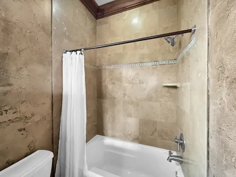 1239 Lagoon Drive Crystal Beach TX 77650