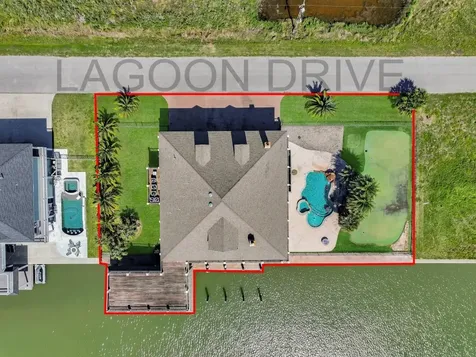 1239 Lagoon Drive Crystal Beach TX 77650