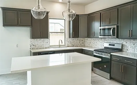 7102 Grassland Vista Lane Katy TX 77493