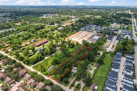 1122 Paul Quinn Street Houston TX 77091