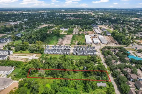 1122 Paul Quinn Street Houston TX 77091