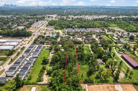1122 Paul Quinn Street Houston TX 77091