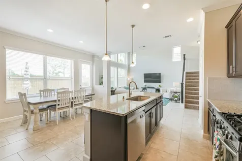1802 Cavanal Street Houston TX 77080