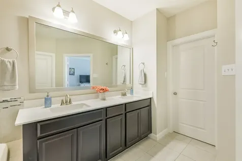 1802 Cavanal Street Houston TX 77080