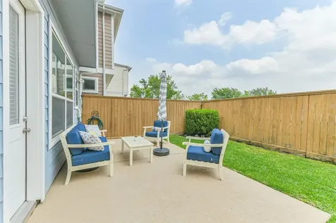 1802 Cavanal Street Houston TX 77080