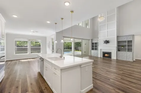 11 Floral Vista Drive Tomball TX 77375