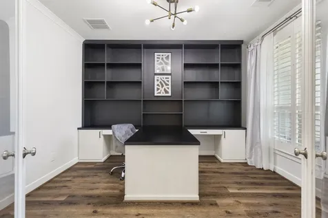 11 Floral Vista Drive Tomball TX 77375