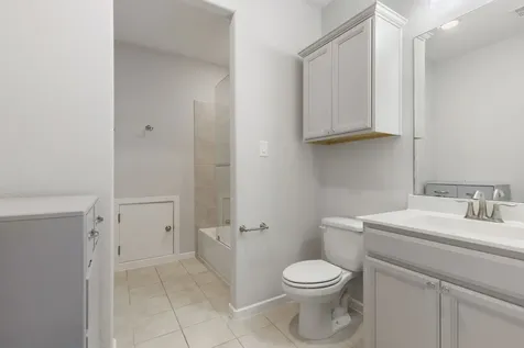 11 Floral Vista Drive Tomball TX 77375