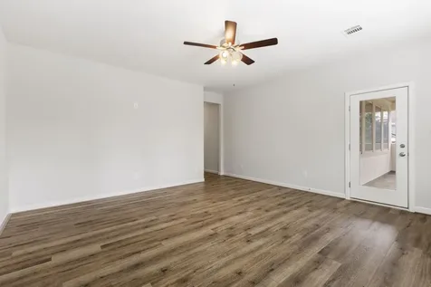 11 Floral Vista Drive Tomball TX 77375