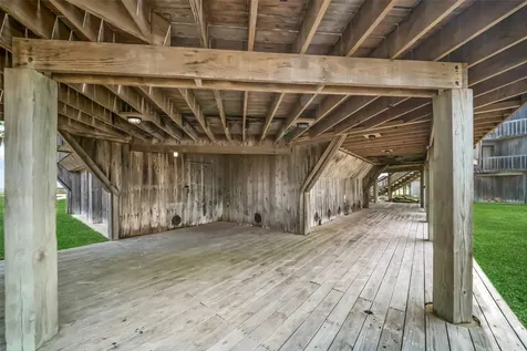118 Private Road 640 Matagorda TX 77457