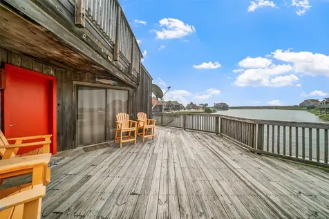 118 Private Road 640 Matagorda TX 77457