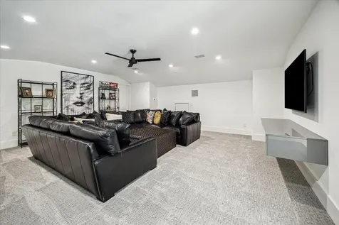 4002 Meadow Lake Lane Houston TX 77027