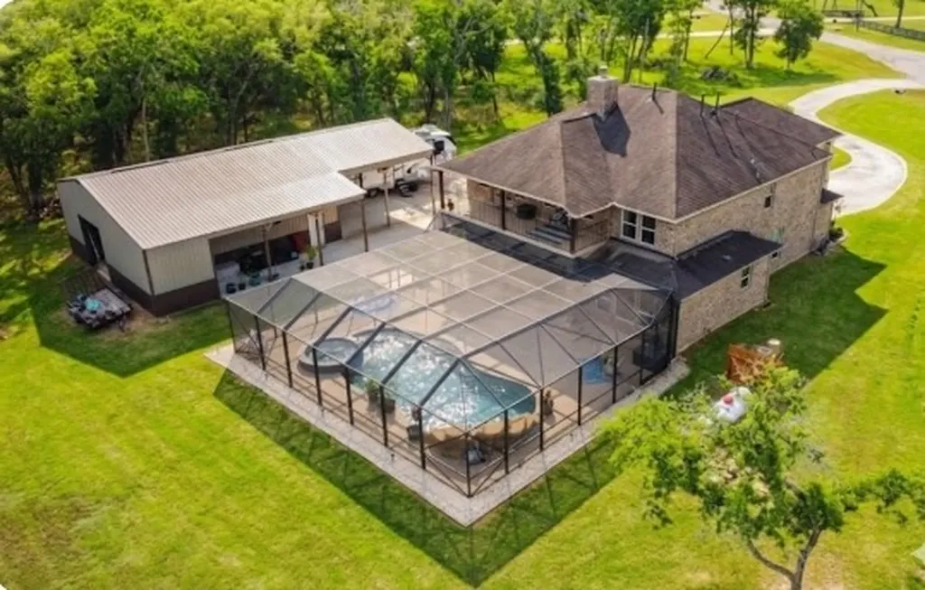 31911 Redfish Trail Richwood TX 77515