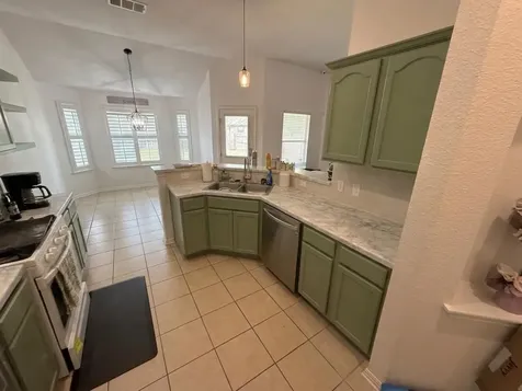 5003 Daymon Court Hutto TX 78634