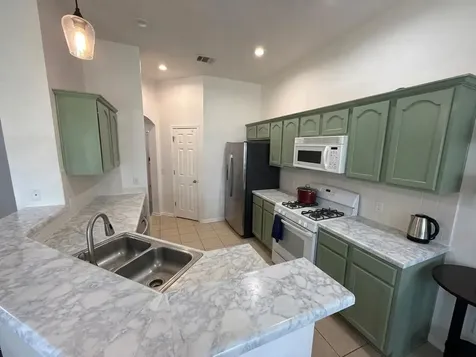 5003 Daymon Court Hutto TX 78634