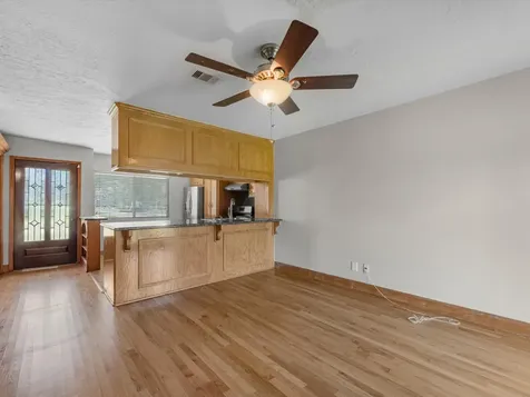10319 Dunvegan Way Houston TX 77013