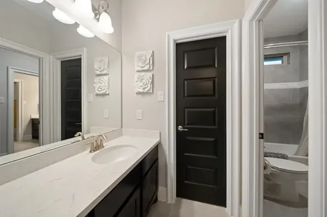 13207 Arbor Villa Lane Houston TX 77044