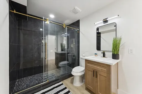 212 N Forrest Avenue La Porte TX 77571